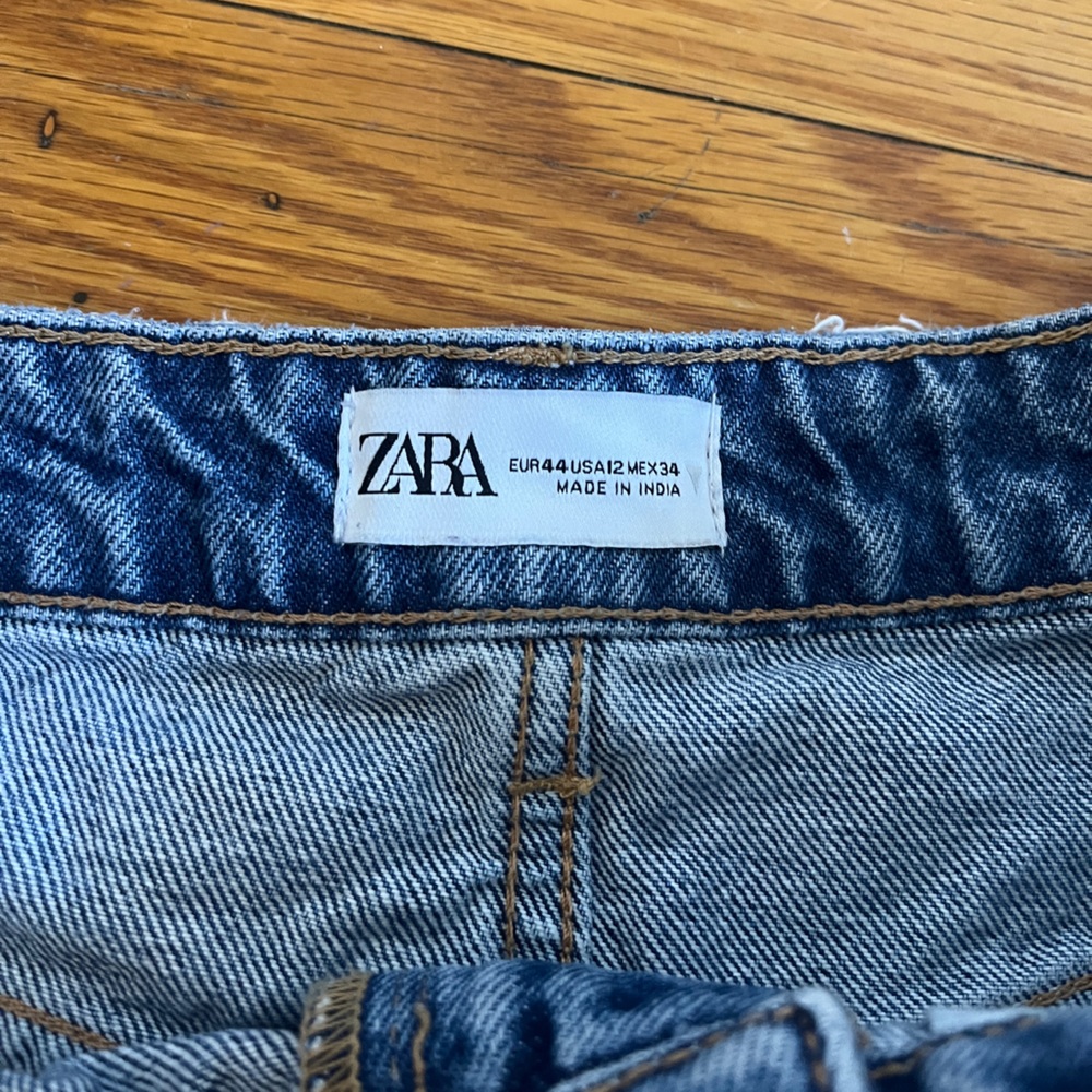 Zara Shorts - Picture 3 of 4